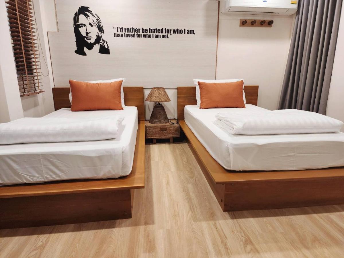 Sleep Walker Poshtel Hostel Chiang Mai Exterior photo