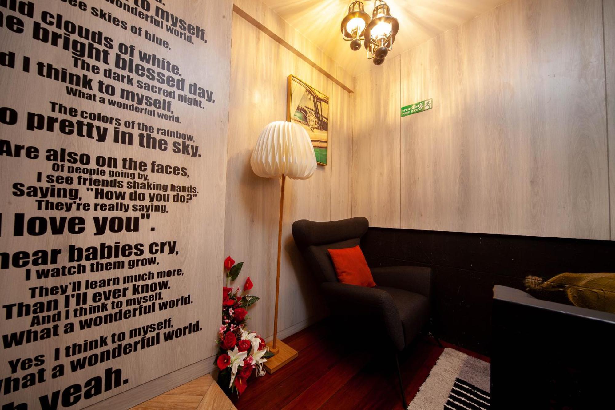 Sleep Walker Poshtel Hostel Chiang Mai Exterior photo